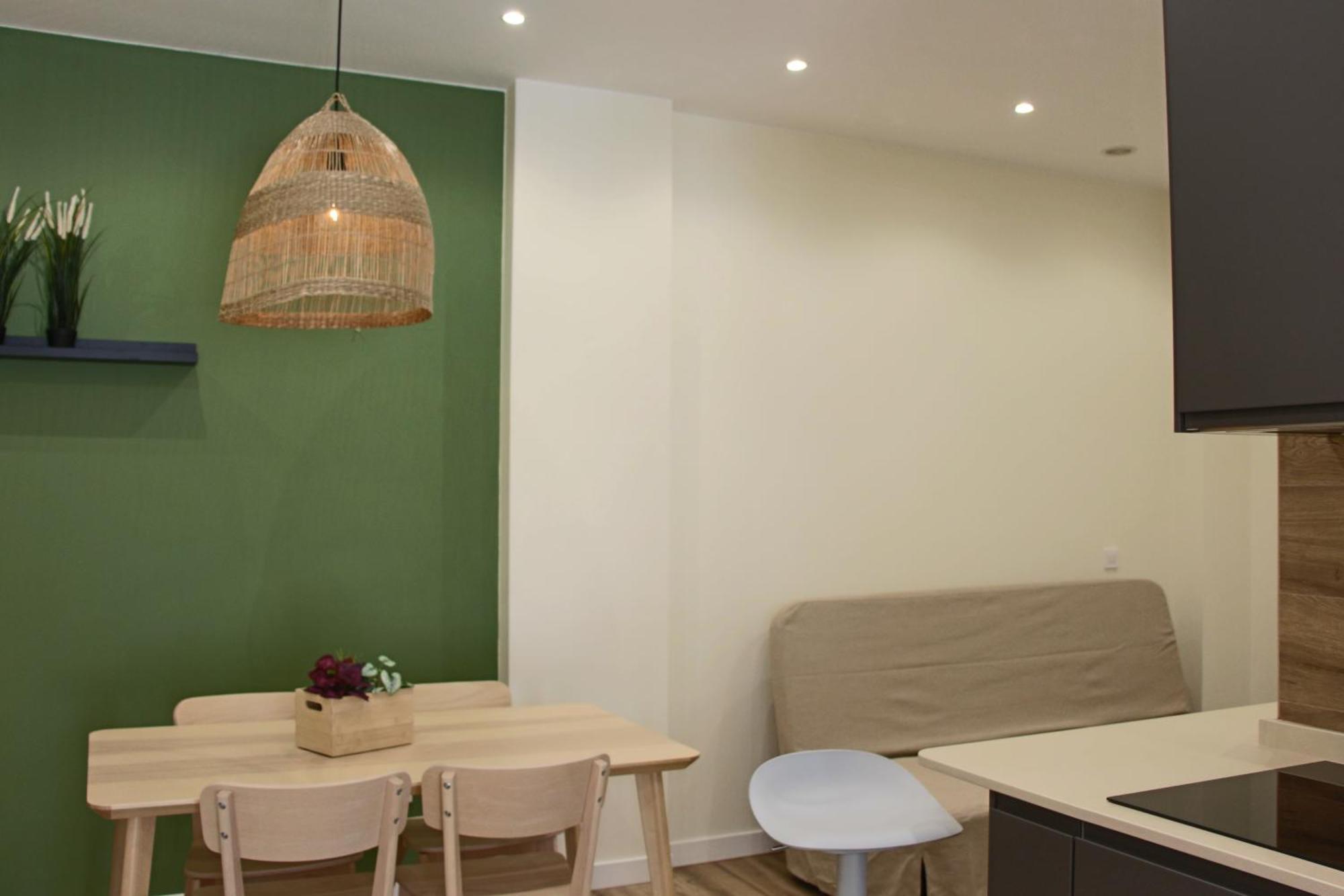 Nuevo Y Precioso Apartamento De 65M2 Valencia Exterior photo